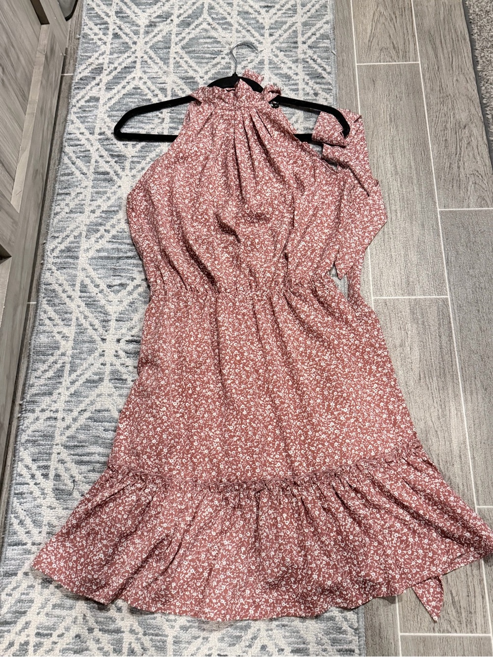Sleeveless Floral Halter Midi Dress in Dusty Rose